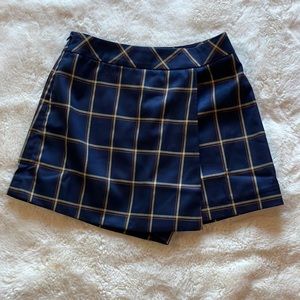 Miss Patina Short Plaid Skort XS